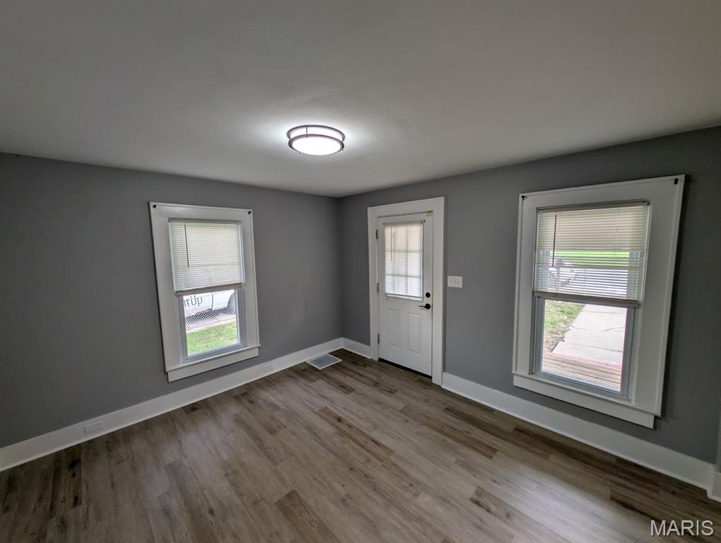 208 West Elm Street Alton, IL 62002 - Photo 5 of 27