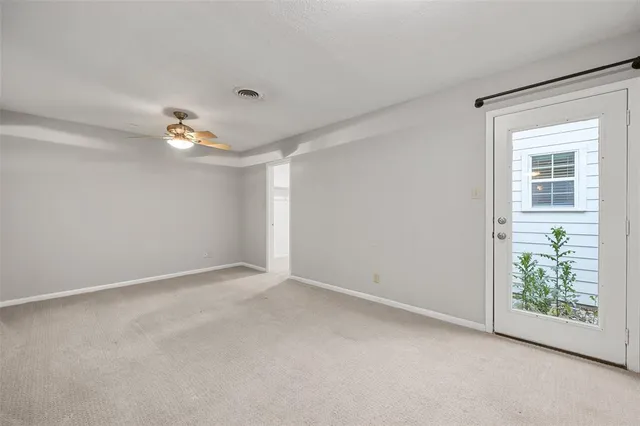 $2,300 | 2200 West Rosedale Street South, Unit B, Fort Worth, TX 76110