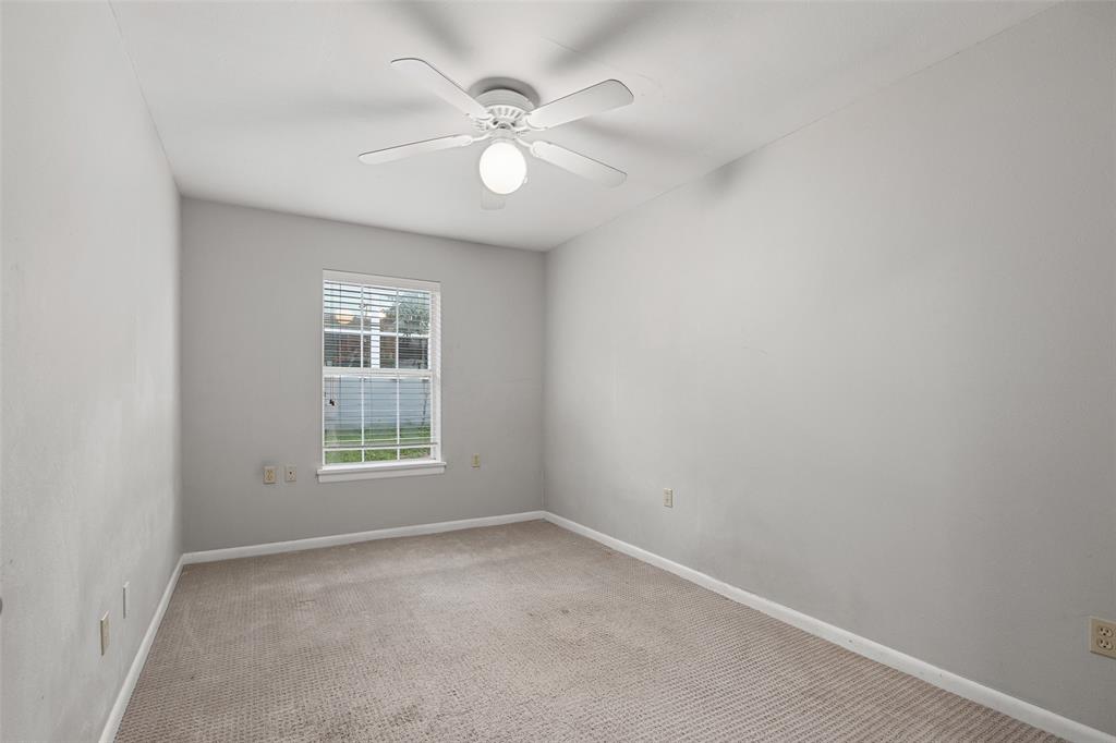 2200 West Rosedale Street South, Unit B Fort Worth, TX 76110 - Photo 17 of 23