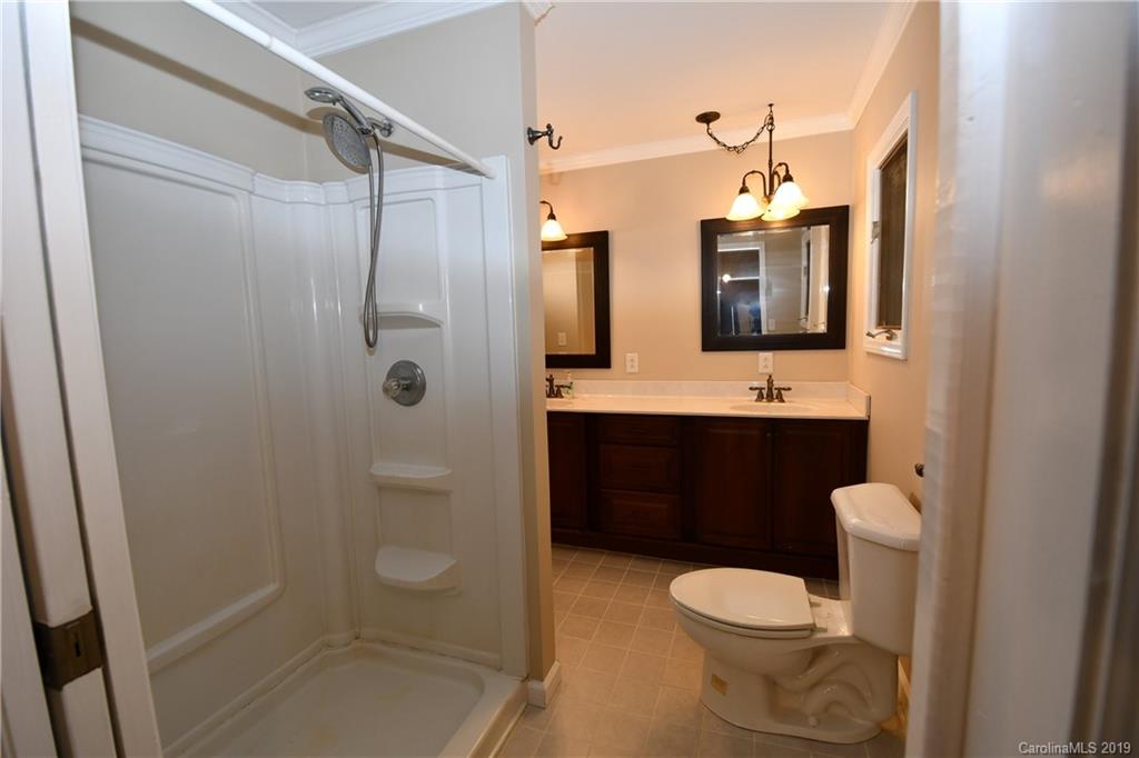 340 Elkins Road Bakersville, NC 28705 - Photo 14 of 36 Gallery Image 14