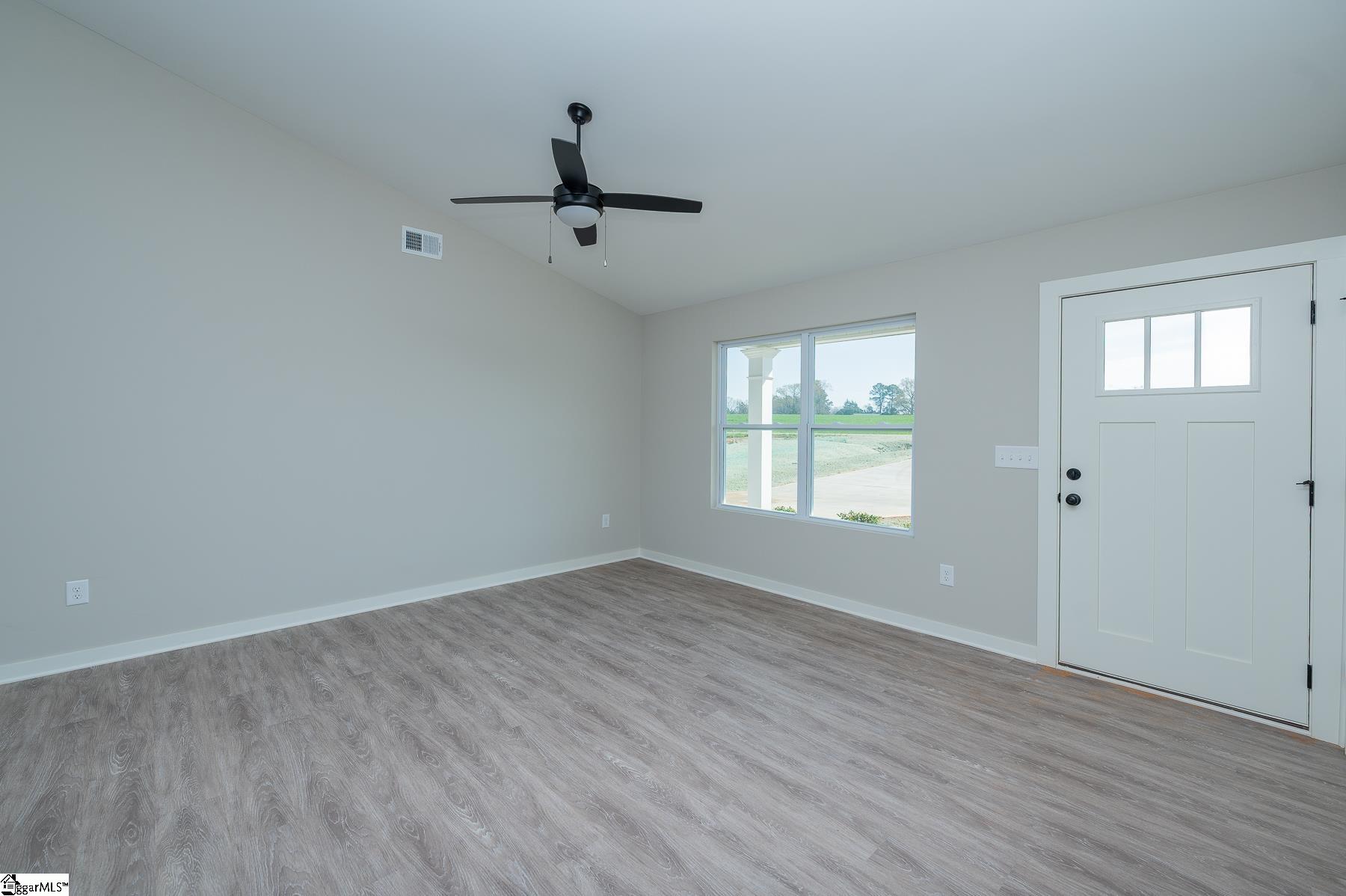 9892 Highway 252 Ware Shoals, SC 29692 - Photo 25 of 33