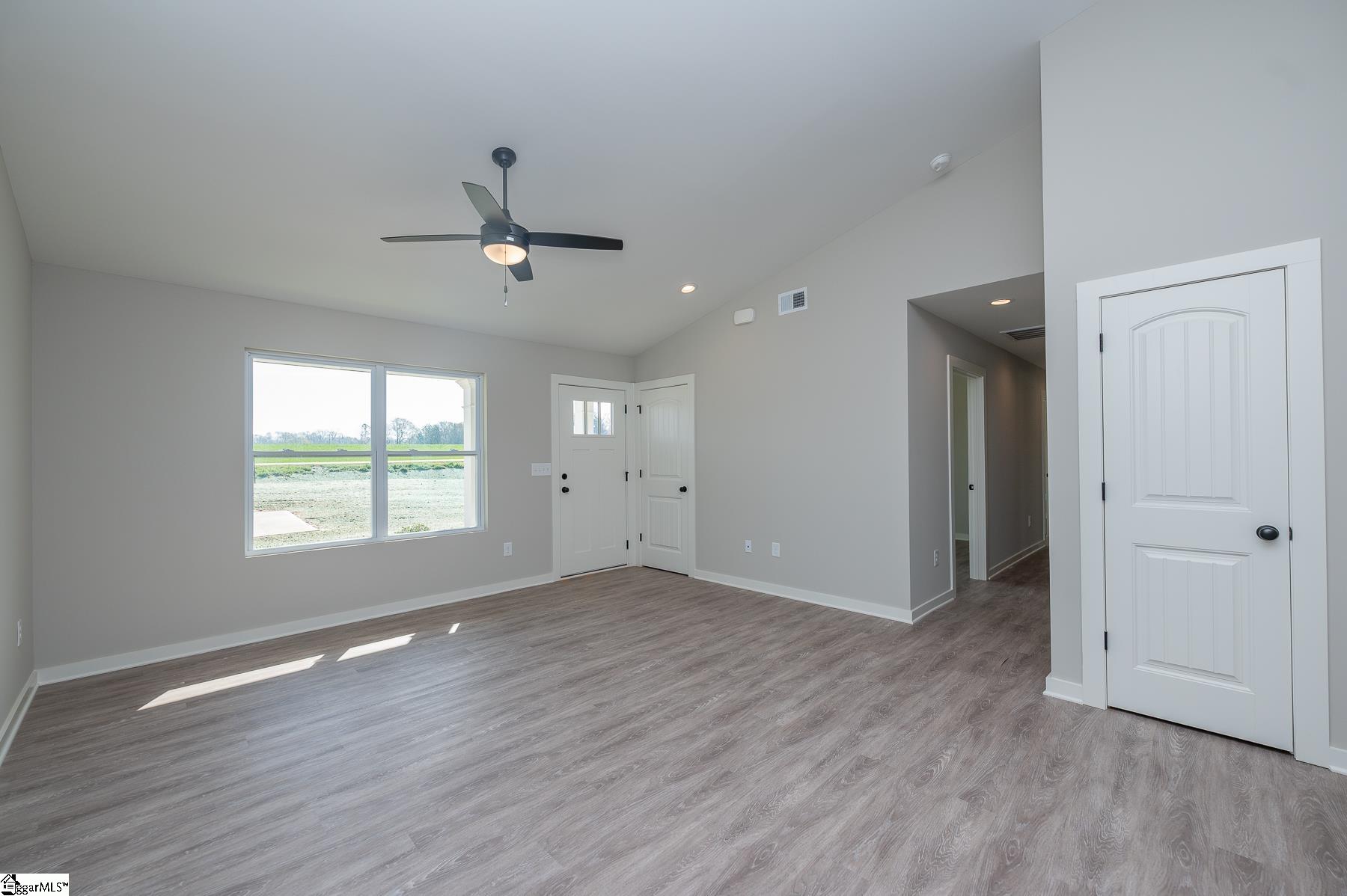 9892 Highway 252 Ware Shoals, SC 29692 - Photo 4 of 33