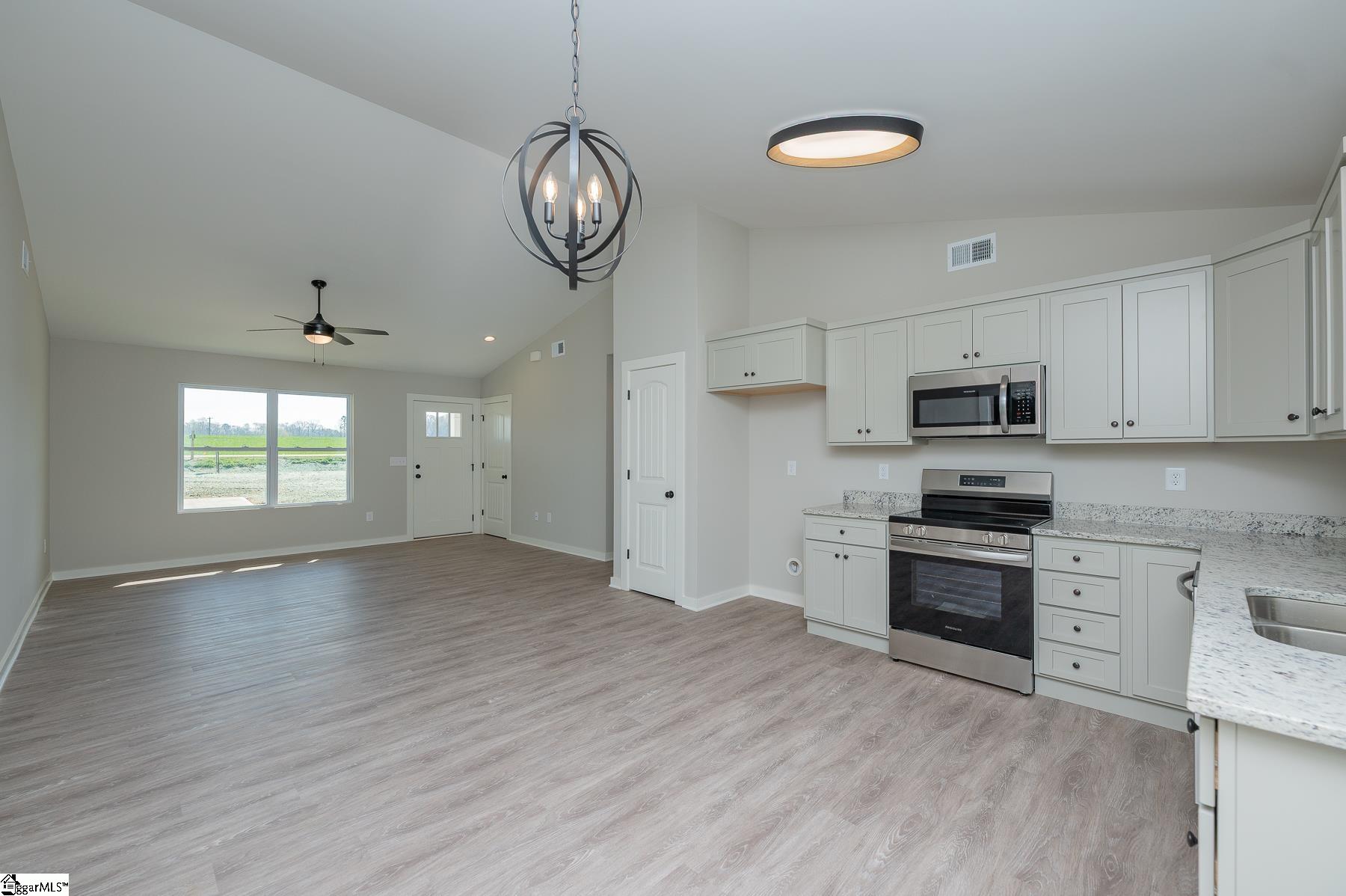 9892 Highway 252 Ware Shoals, SC 29692 - Photo 10 of 33