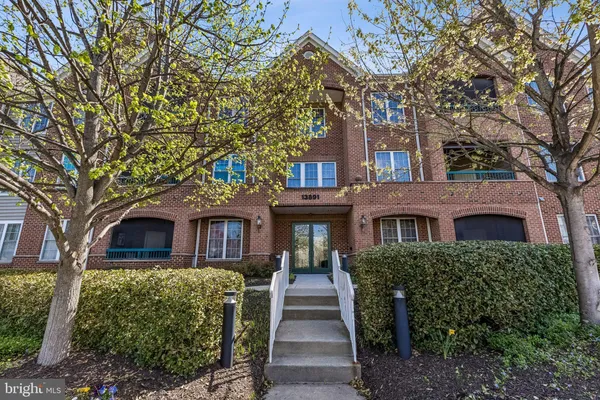 $435,000 | 13891 Chelmsford Drive, Gainesville, VA 20155
