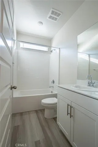 $649,000 | 19536 Hanging Rock Road, Lake Elsinore, CA 92532