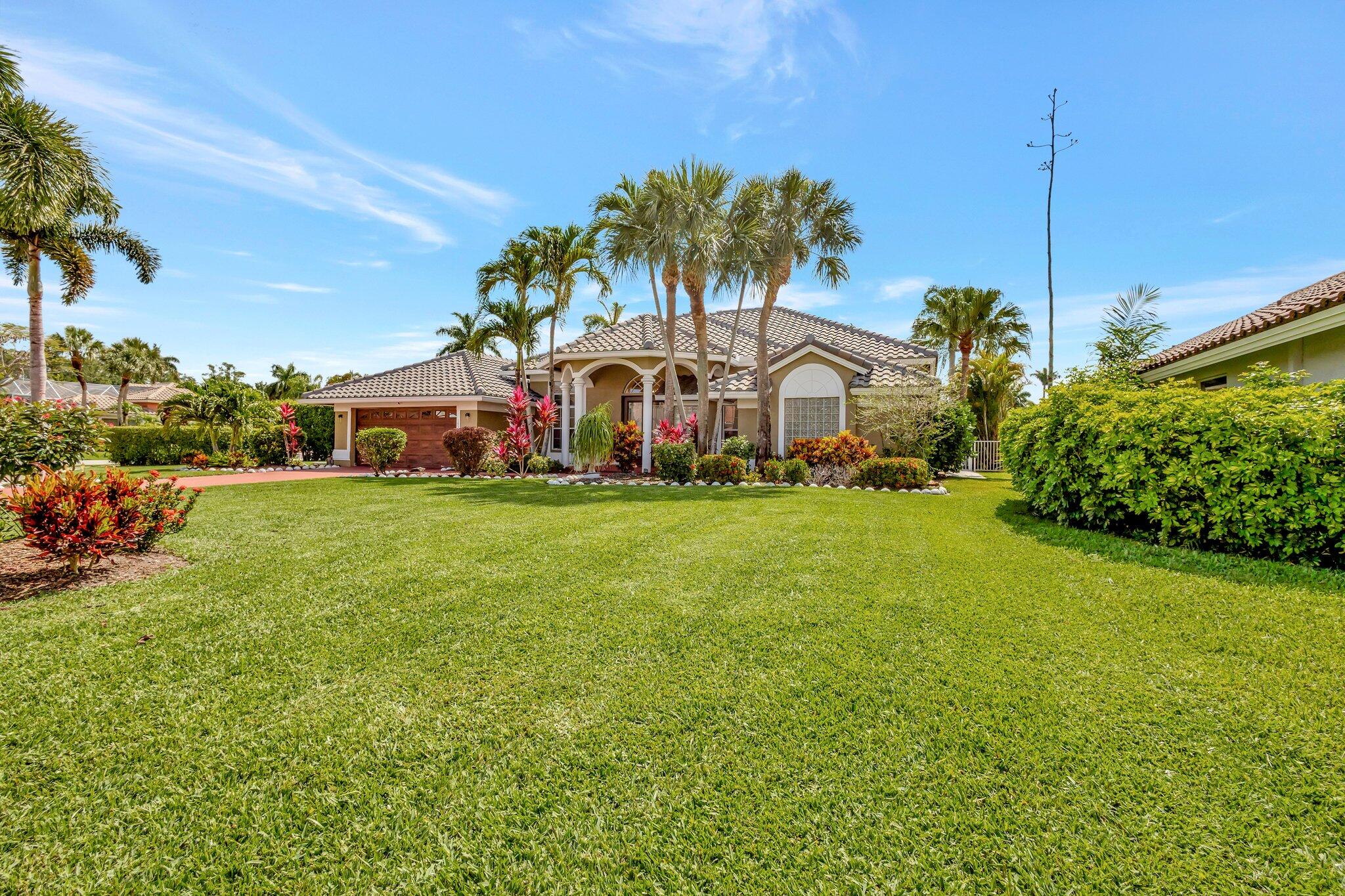 19236 Bay Leaf Court Boca Raton, FL 33498 - Photo 2 of 100 3-web-or-mls-_82A5902