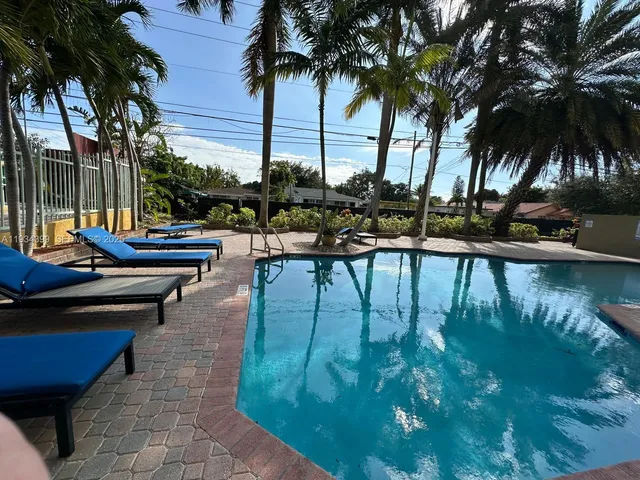 $2,200 | 3500 Coral Way, Unit PH106, Miami, FL 33145
