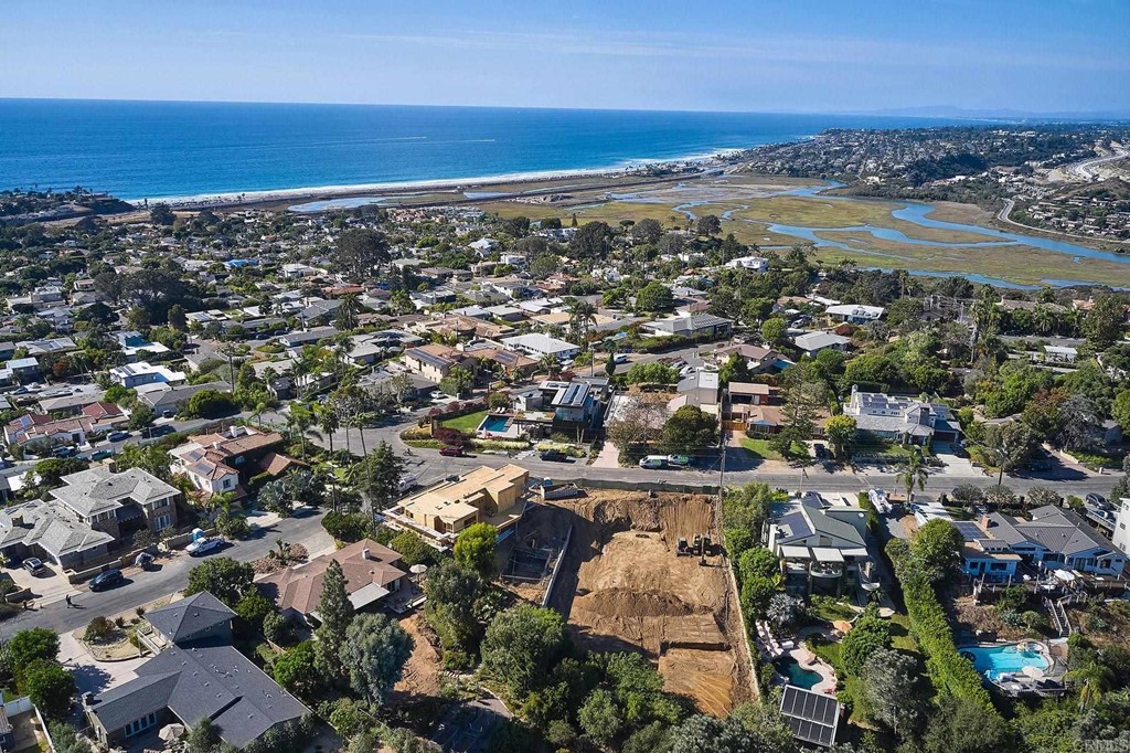 516 Ford Avenue Solana Beach, CA 92075 - Photo 14 of 20 an aerial view of residential building and ocean