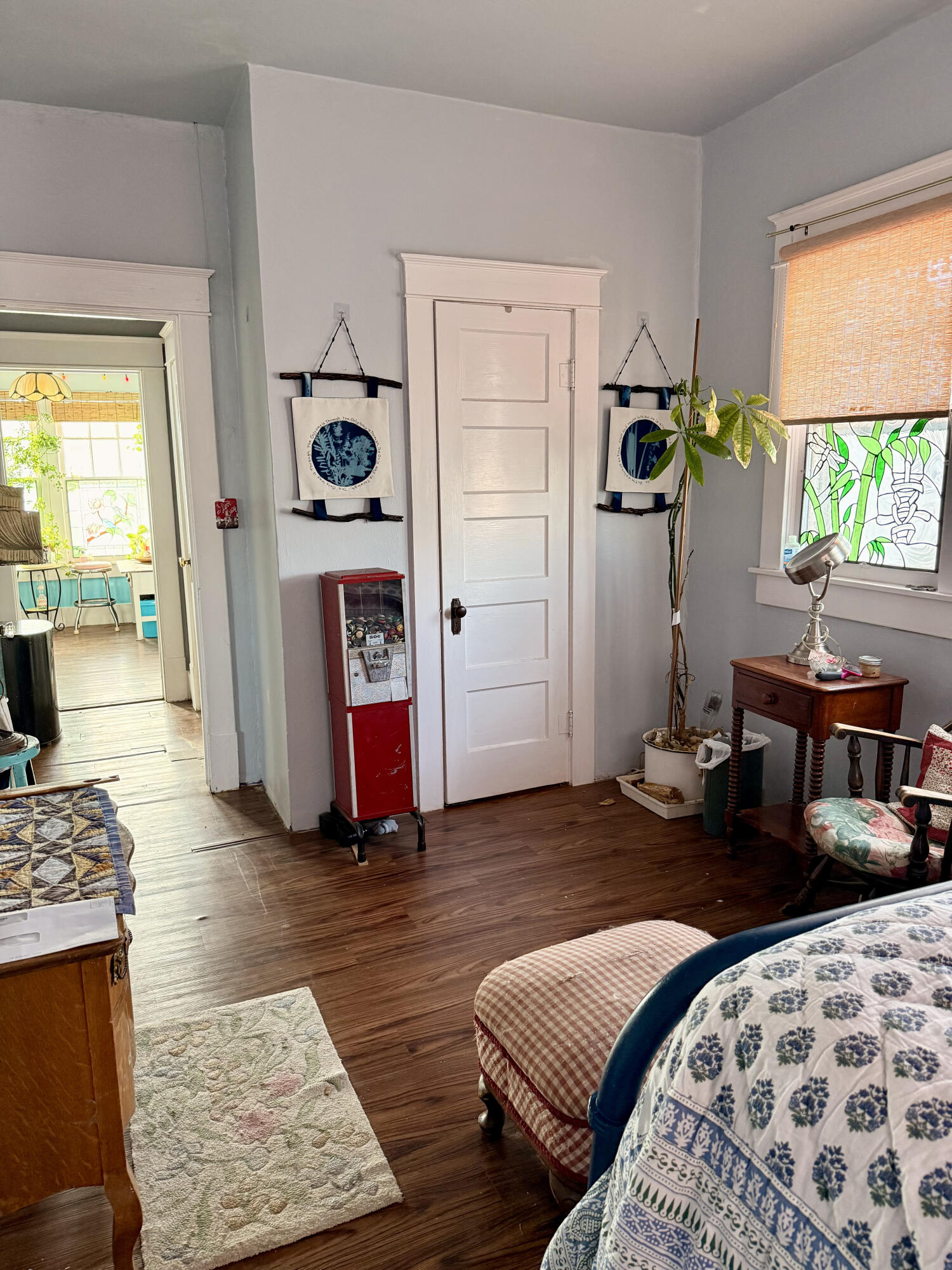 302 West 10th Street Post, TX 79356 - Photo 25 of 30 a bedroom with furniture and a window
