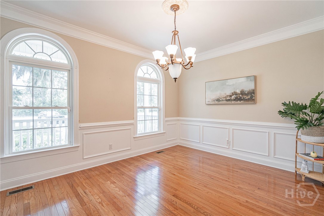 1507 Walthour Road Savannah, GA 31410 - Photo 5 of 48 Gallery Image 5