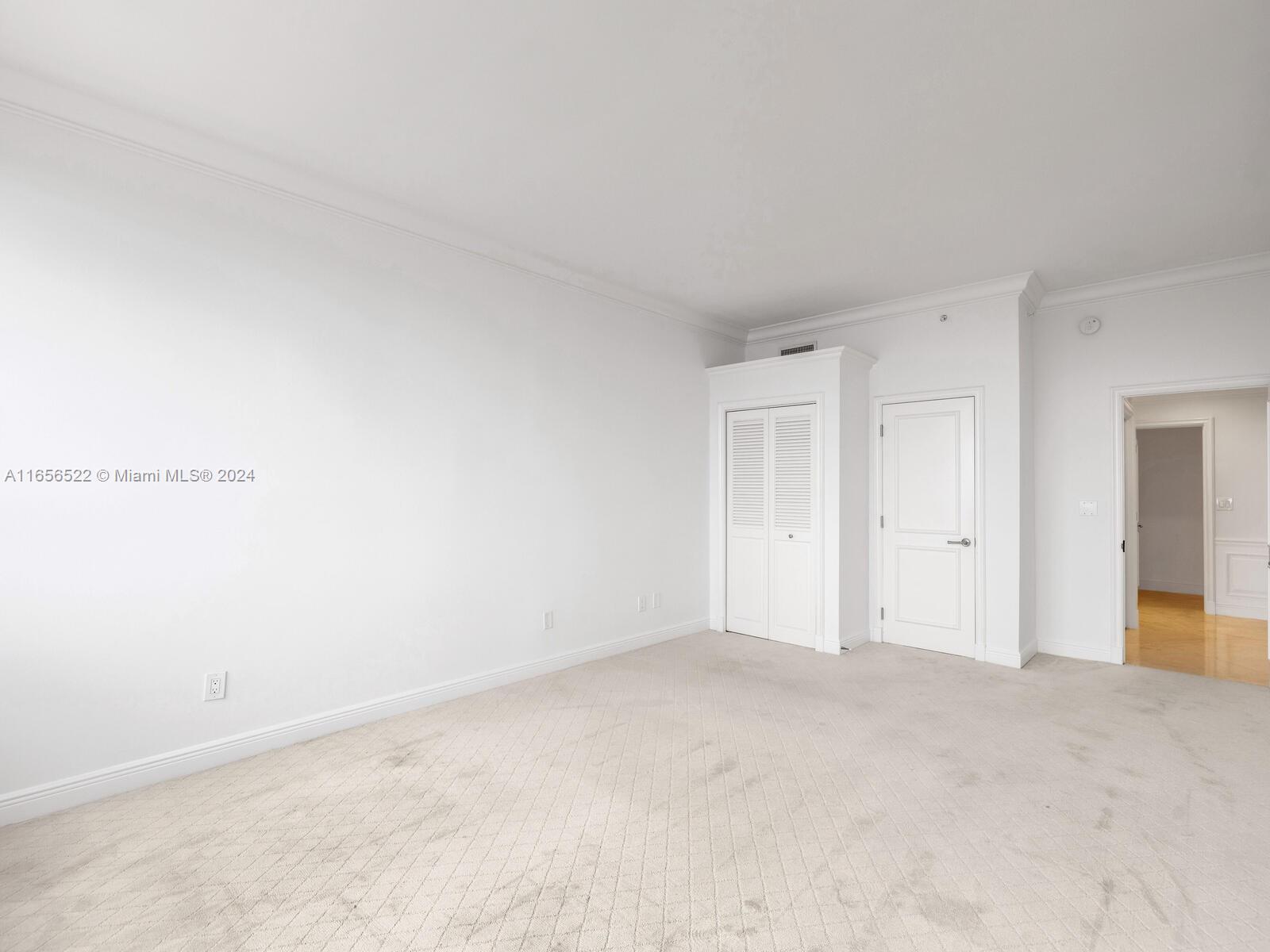 11113 Biscayne Boulevard, Unit PH5 Miami, FL 33181 - Photo 26 of 58