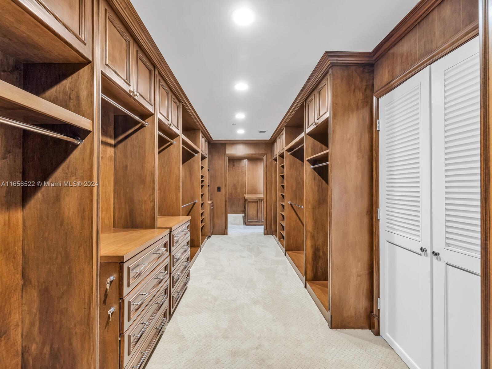 11113 Biscayne Boulevard, Unit PH5 Miami, FL 33181 - Photo 31 of 58 a view of hallway