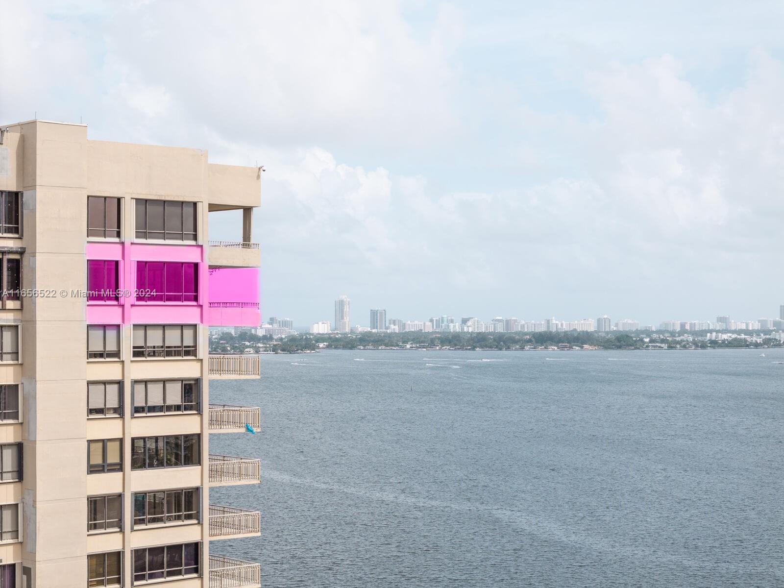 11113 Biscayne Boulevard, Unit PH5 Miami, FL 33181 - Photo 42 of 58