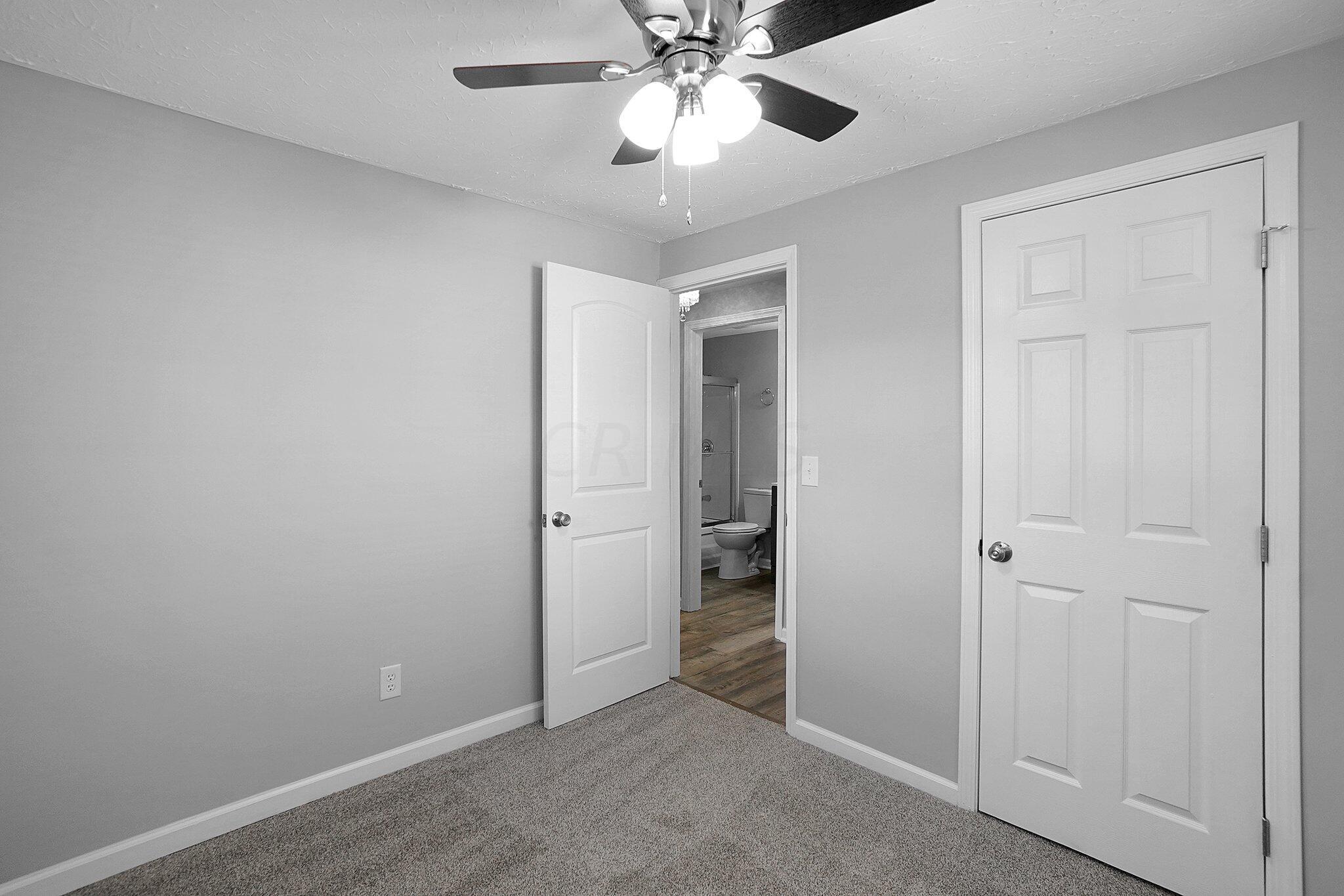 4033 Randell Road Columbus, OH 43228 - Photo 11 of 29 9-web-or-mls-4033-randell-rd