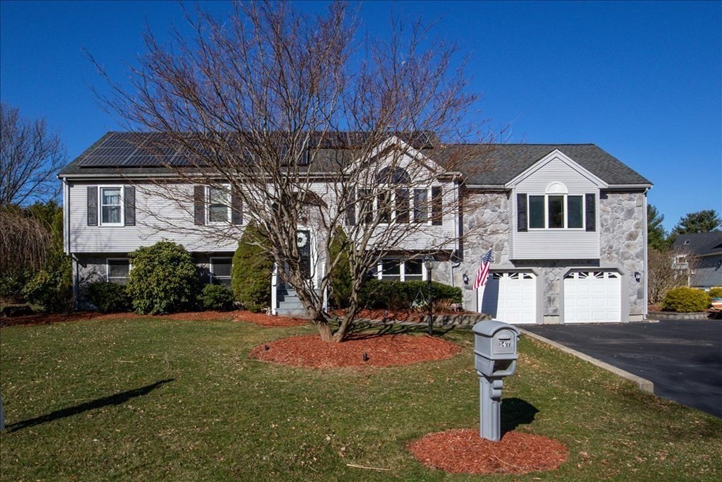 147 Woodpecker Road Stoughton, MA 02072 - Photo 1 of 42 Gallery Image 1