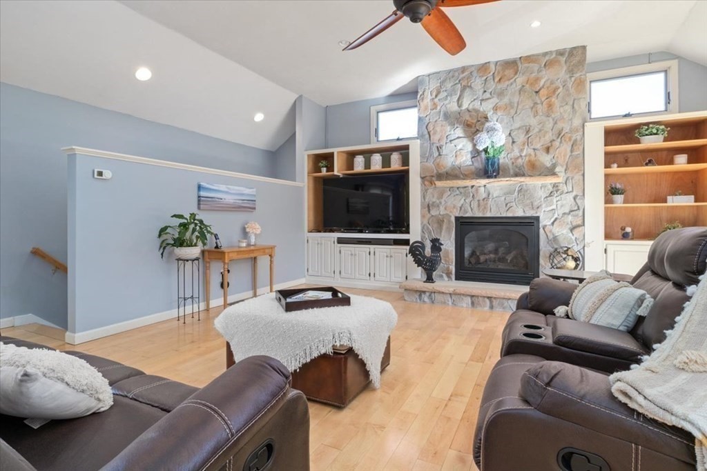 147 Woodpecker Road Stoughton, MA 02072 - Photo 11 of 42 Gallery Image 11