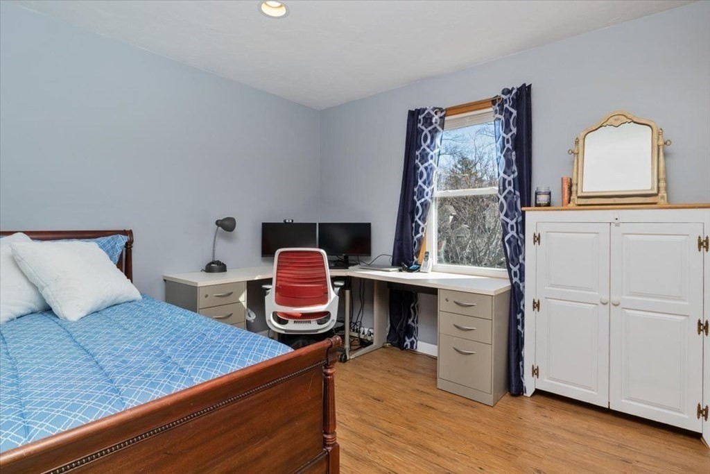 147 Woodpecker Road Stoughton, MA 02072 - Photo 20 of 42 Gallery Image 20