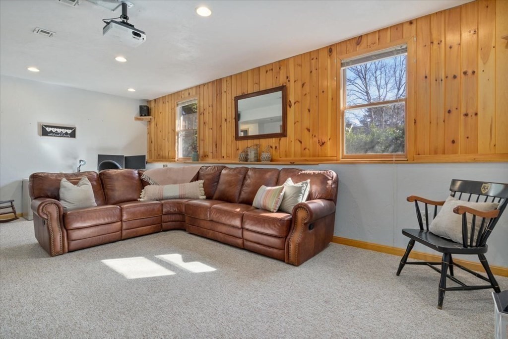 147 Woodpecker Road Stoughton, MA 02072 - Photo 25 of 42 Gallery Image 25