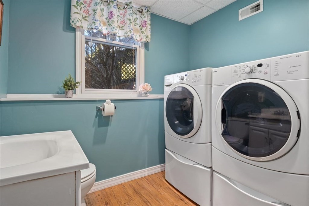 147 Woodpecker Road Stoughton, MA 02072 - Photo 29 of 42 Gallery Image 29