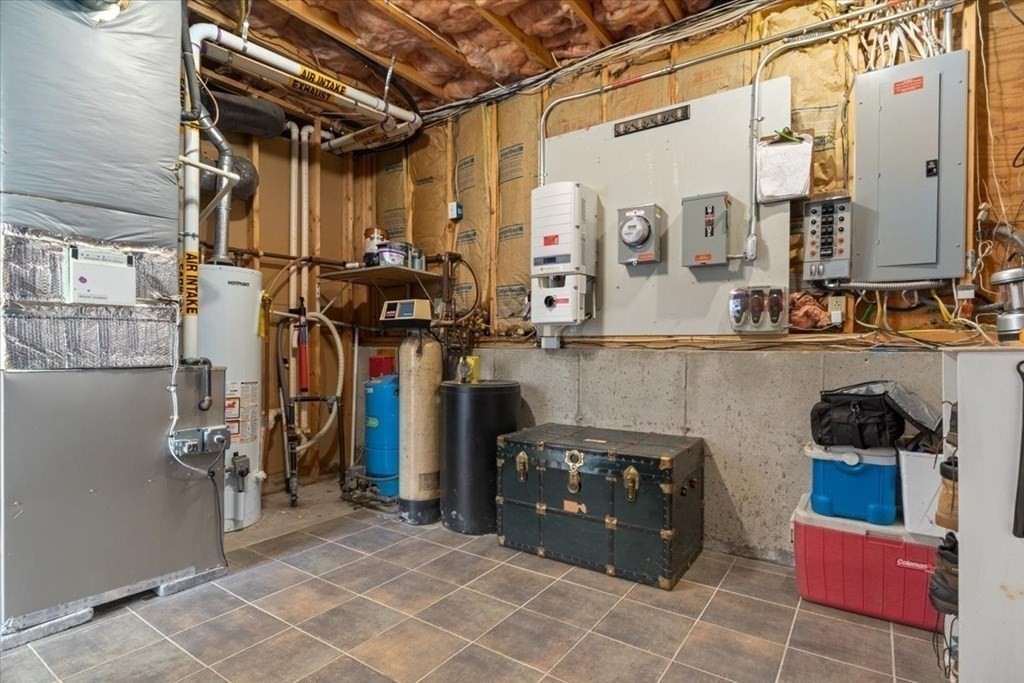 147 Woodpecker Road Stoughton, MA 02072 - Photo 30 of 42 Gallery Image 30