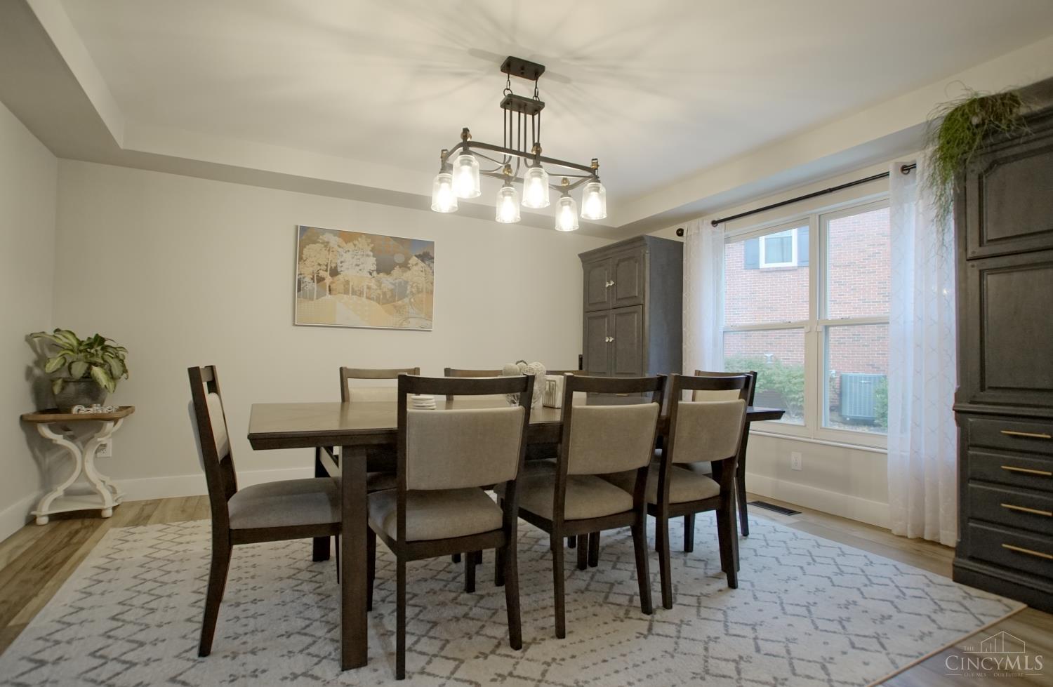 4621 Spring Valley Circle Mason, OH 45040 - Photo 27 of 65 Tray Ceiling & New Chandelier!
