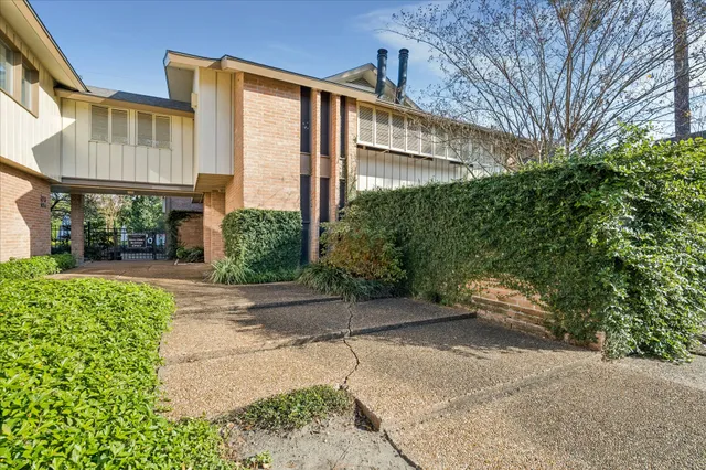 $235,000 | 6304 Crab Orchard Road, Unit 6304, Houston, TX 77057