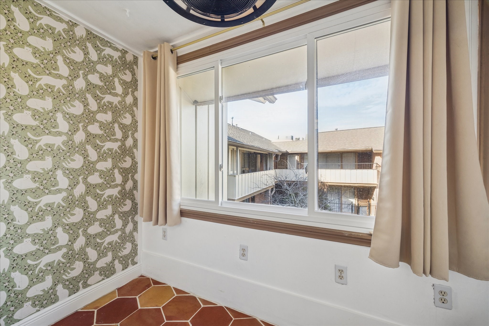 6304 Crab Orchard Road, Unit 6304 Houston, TX 77057 - Photo 8 of 23 Make this space your own! Previously used as a cat room. Can easily be transformed into a mini office or plant room.