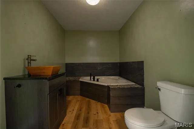 $229,900 | 112 3rd Street, Grandin, MO 63943