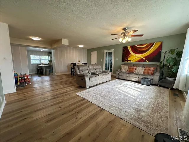 $250,000 | 112 3rd Street, Grandin, MO 63943