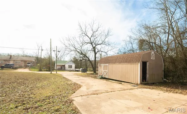 $219,000 | 112 3rd Street, Grandin, MO 63943