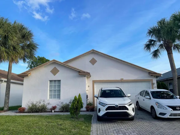 $2,850 | 5852 Azalea Circle, West Palm Beach, FL 33415