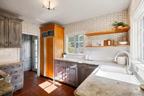 $1,350,000 | 2521 Collier Avenue, San Diego, CA 92116