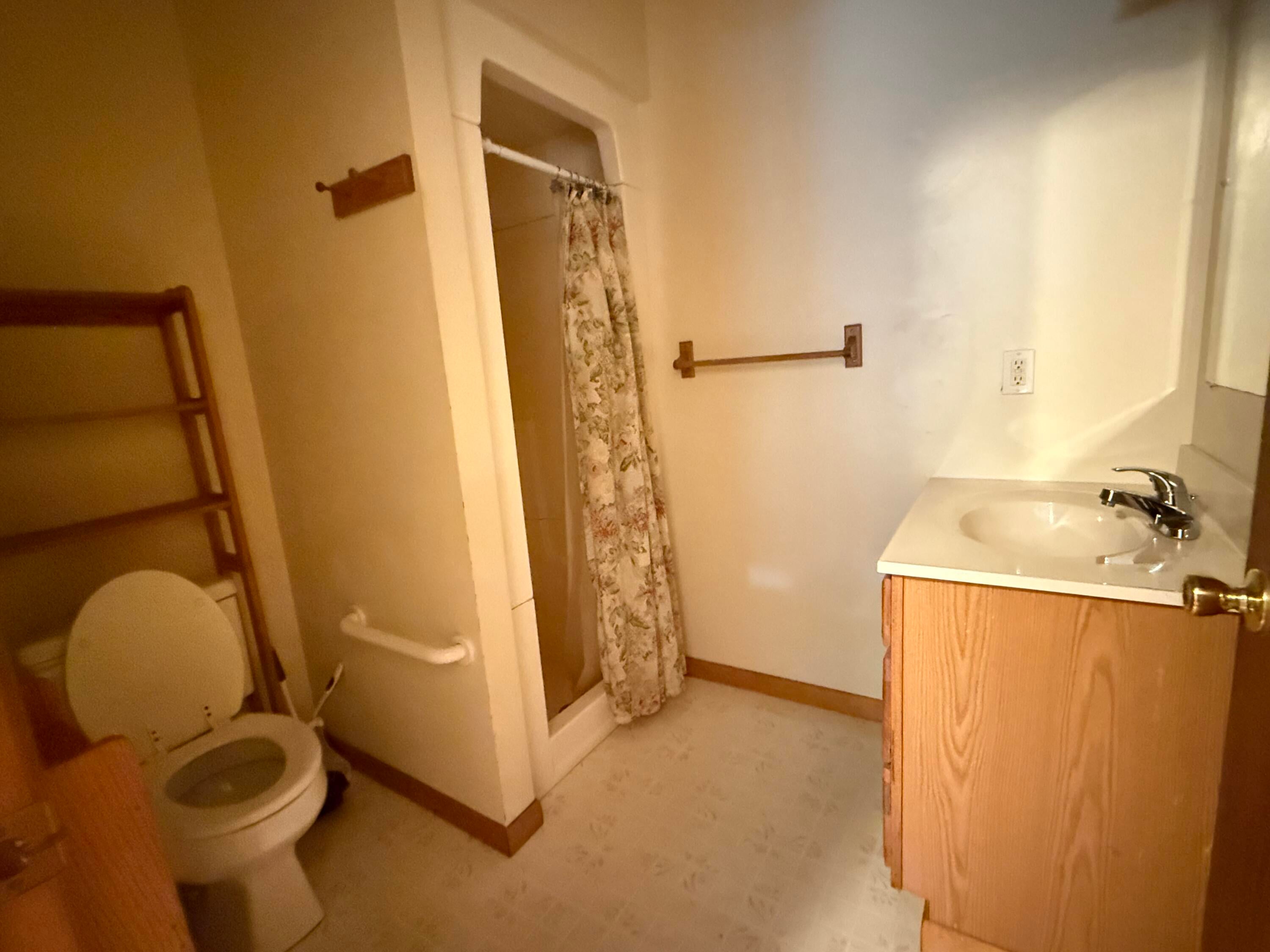 12143 Inverness Trail Road Cheboygan, MI 49721 - Photo 25 of 43 image00022