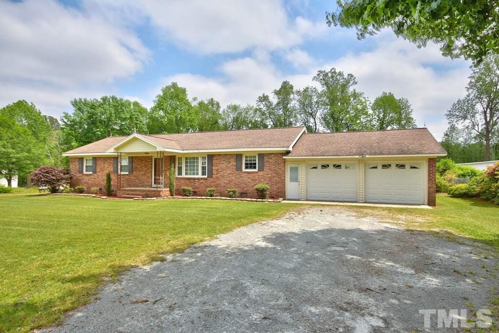 4397 Steven's Chapel Road Smithfield, NC 27577 - Photo 3 of 22 Gallery Image 3