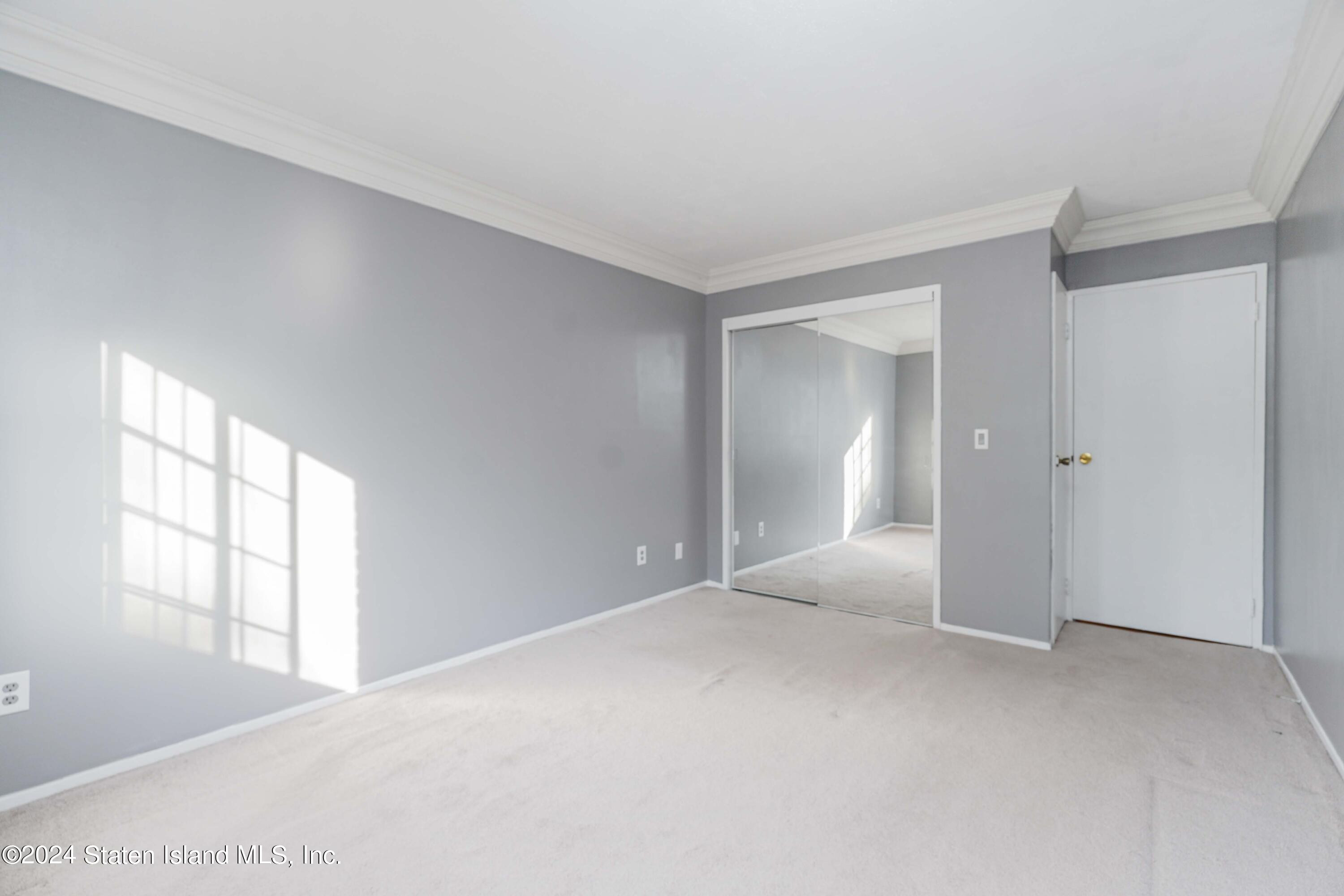 130 Devon Loop, Unit 1 Staten Island, NY 10314 - Photo 14 of 23 Photo Sep 18 2024, 5 01 34 AM