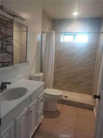 $1,950 | 2617 East 4th Street, Unit 1/2, Los Angeles, CA 90033