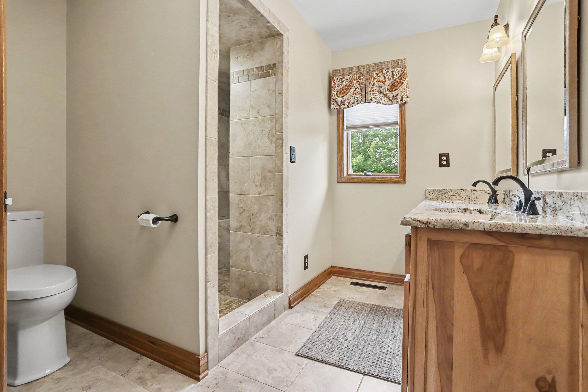 61214 Highway 131 Three Rivers, MI 49093 - Photo 13 of 33 013_file_8015