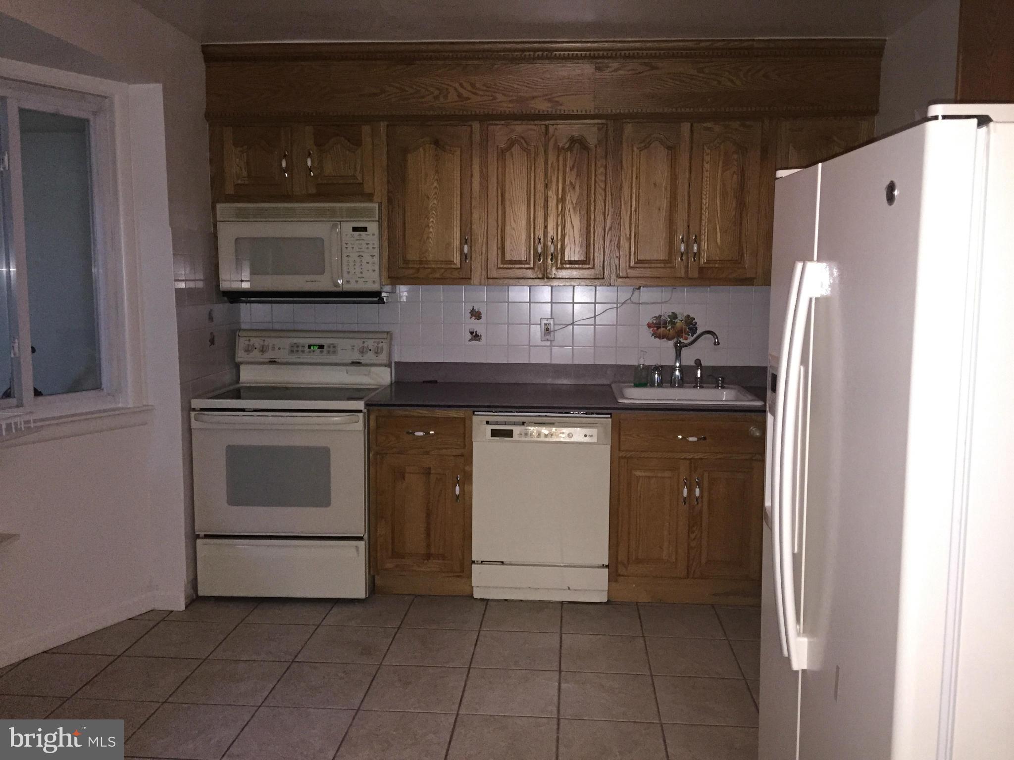 1520 Dilston Road Silver Spring, MD 20903 - Photo 8 of 20 Kitchen