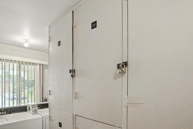 $120,000 | 18205 Hart Drive, Unit 2B, Homewood, IL 60430