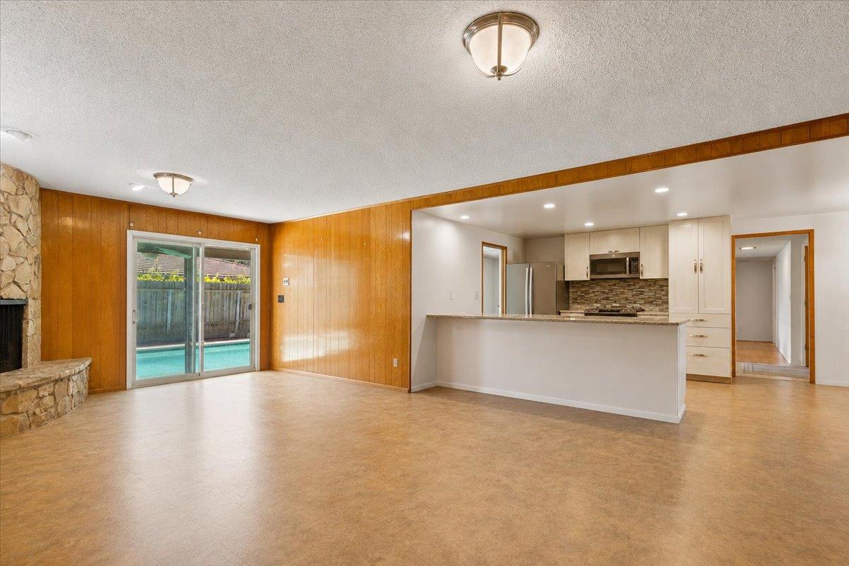 69 Springbrook Circle Sacramento, CA 95831 - Photo 12 of 29