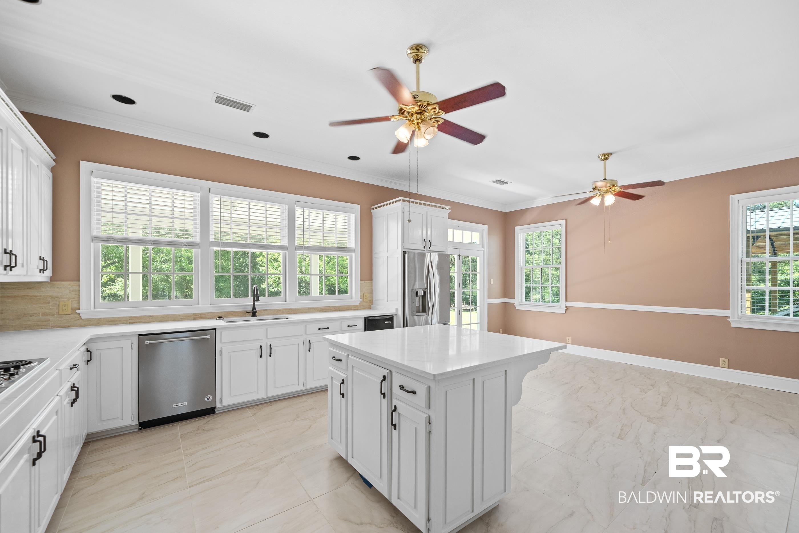 17741 County Road 55 Silverhill, AL 36576 - Photo 17 of 49 Quartz Countertops