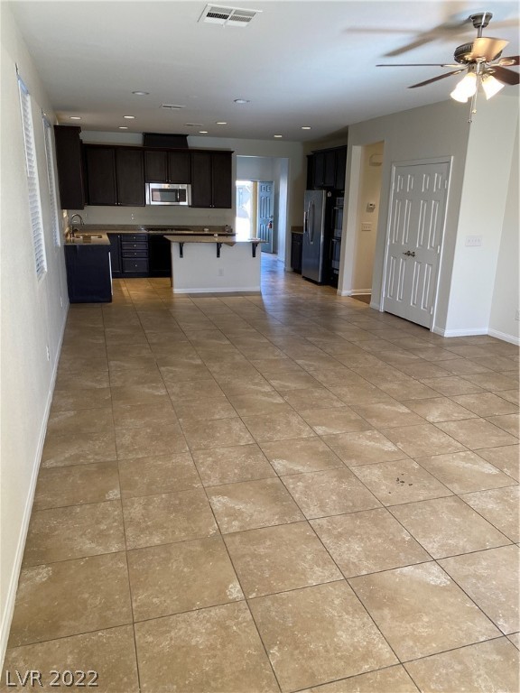 7397 Alamo Ranch Avenue Las Vegas, NV 89179 - Photo 3 of 31