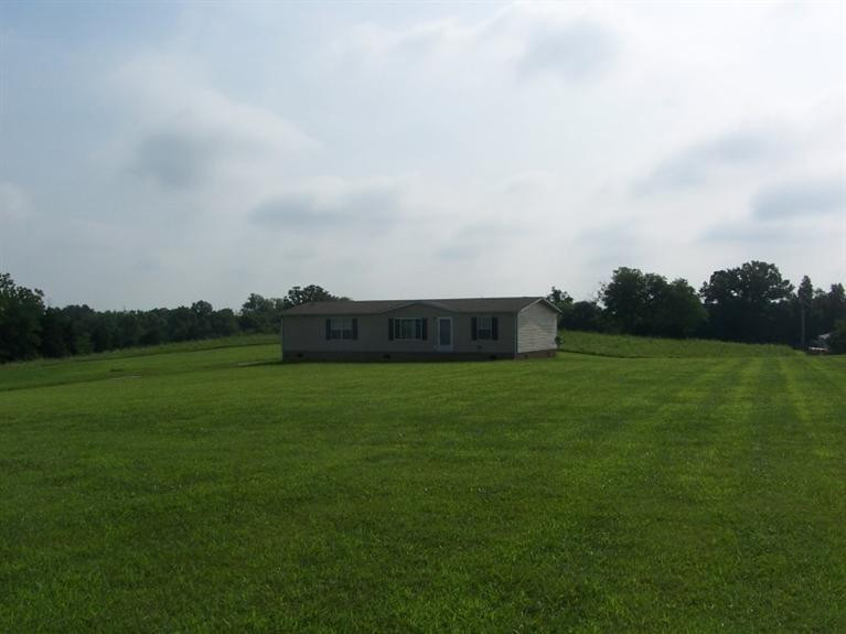 1820 Guynn Road Paint Lick, KY 40461 - Photo 2 of 33 Photo 2