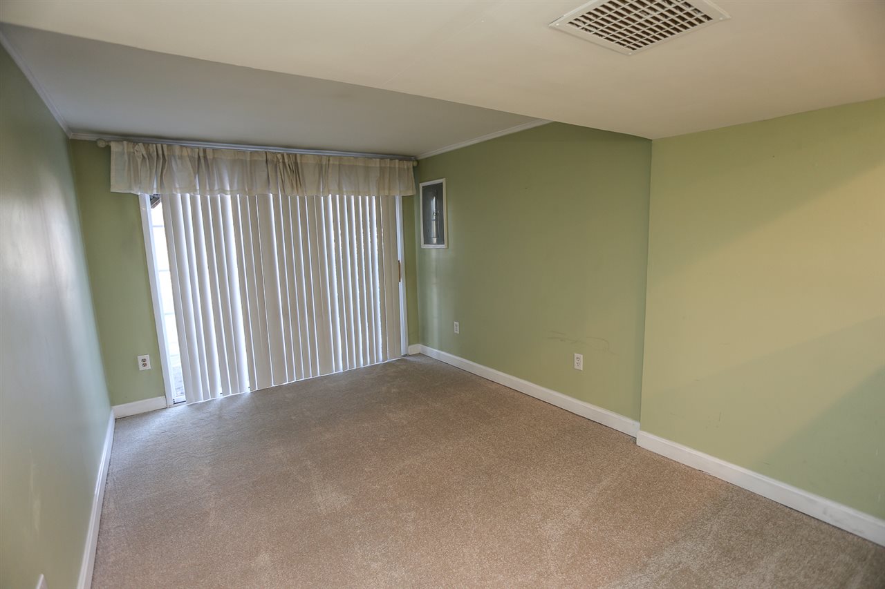 118 Cannongate III Road Nashua, NH 03063 - Photo 14 of 21 Gallery Image 14