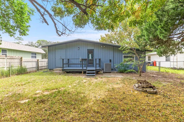 a house view with a outdoor space