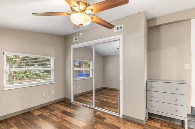 a view of an entryway of the house