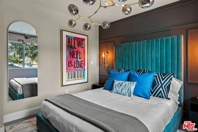 a table and chairs in the patio