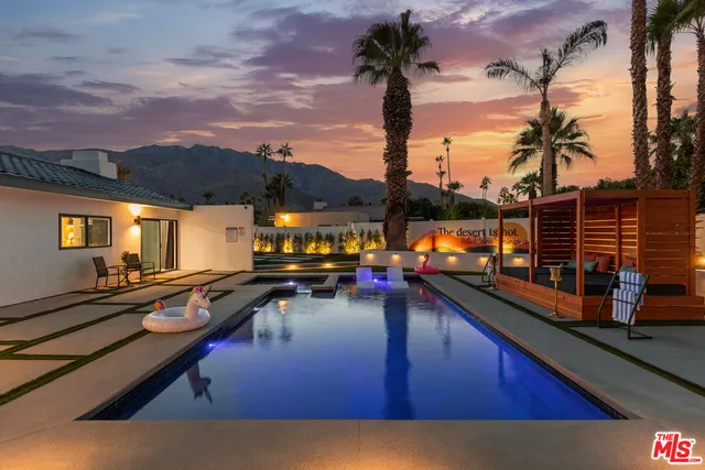 $1,695,000 | 1170 East El Conquistador, Palm Springs, CA 92262