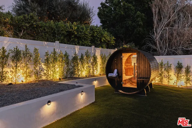 $1,695,000 | 1170 East El Conquistador, Palm Springs, CA 92262