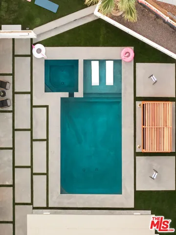 $1,695,000 | 1170 East El Conquistador, Palm Springs, CA 92262